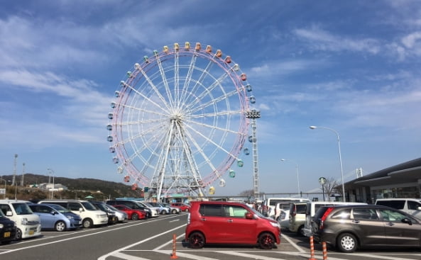 管理画面にて駐車場の利用状況をリアルタイムで管理できるだけなく、顧客分析などのデータ活用が可能です。